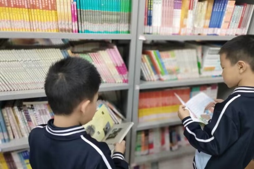 淄川区双杨镇赵瓦小学建设书香校园侧记1.jpg