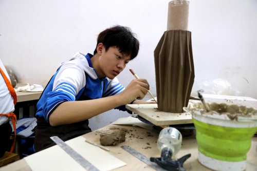5现代生活陶艺赛项现场.jpg