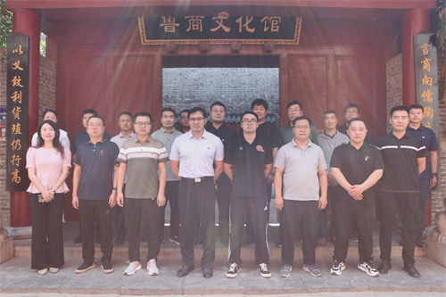 c05af6008ae7afcc5fbf67ddc1a3390.jpg