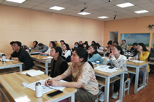 淄川区举行把脉问诊强课提质初中历史学科教学研讨会