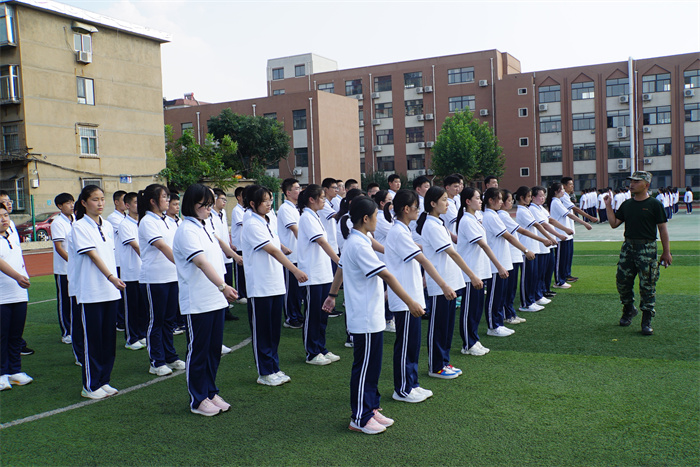 淄博第十八中学图片