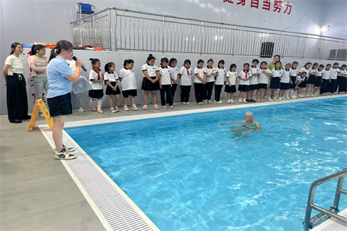 淄川经济开发区第一小学 科学游泳  预防溺水