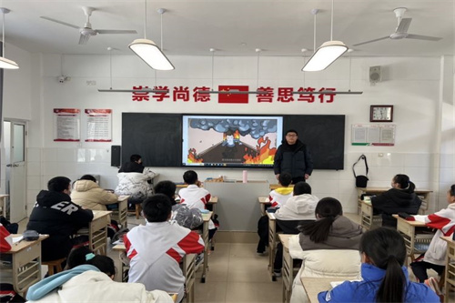 淄川中学老师溺水图片