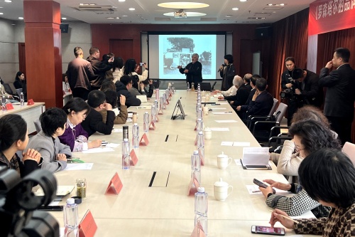 1.培训会现场.jpg