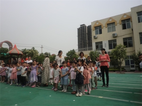 淄川城中幼儿园图片